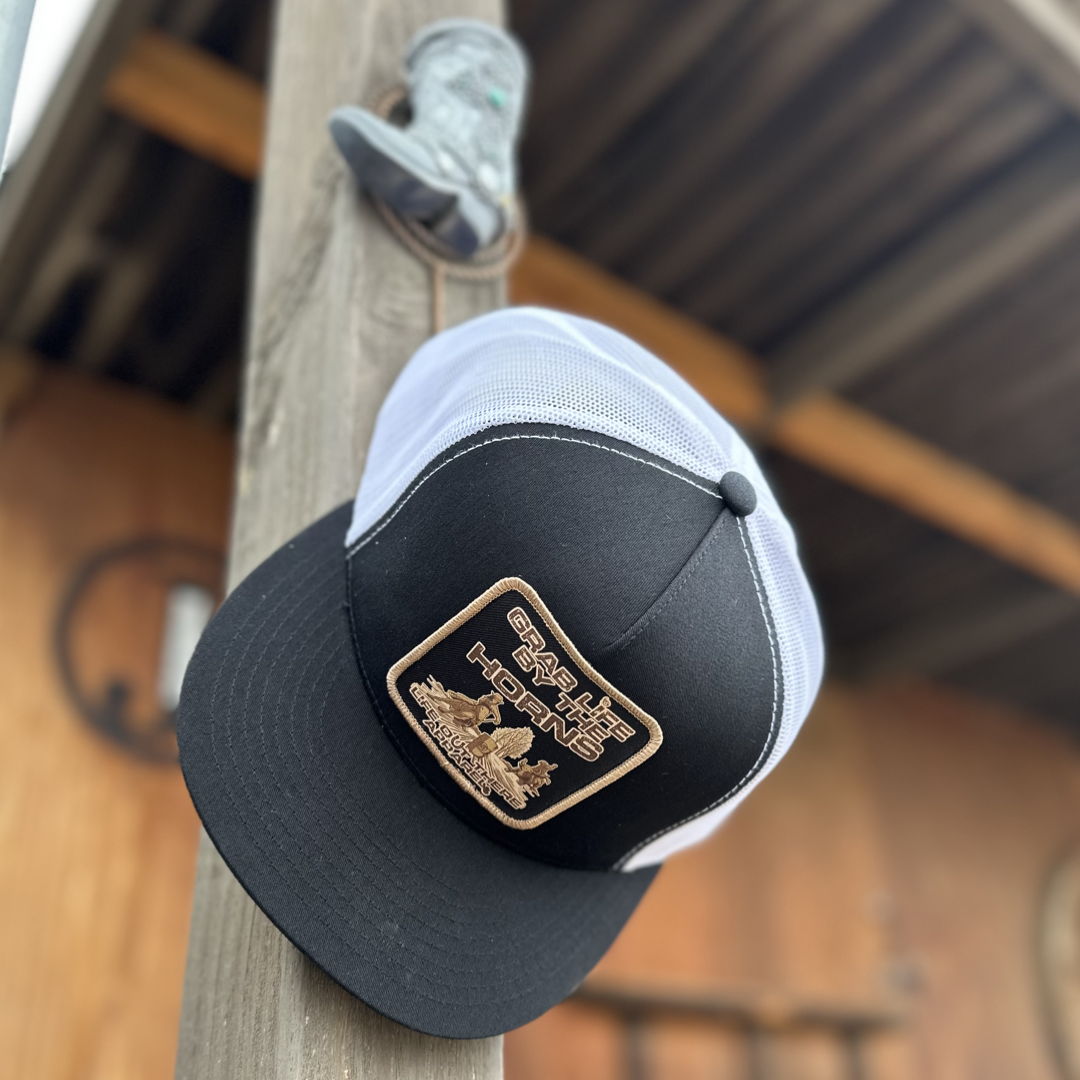 Grab Life Snapback Trucker Hats - BLK/WHT